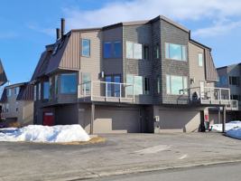 featured image of 1835 W 15th Ave