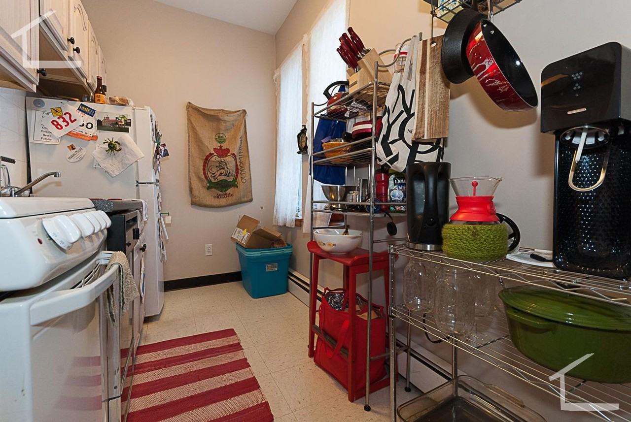 213 Chestnut Hill Ave - Photo 3 of 6