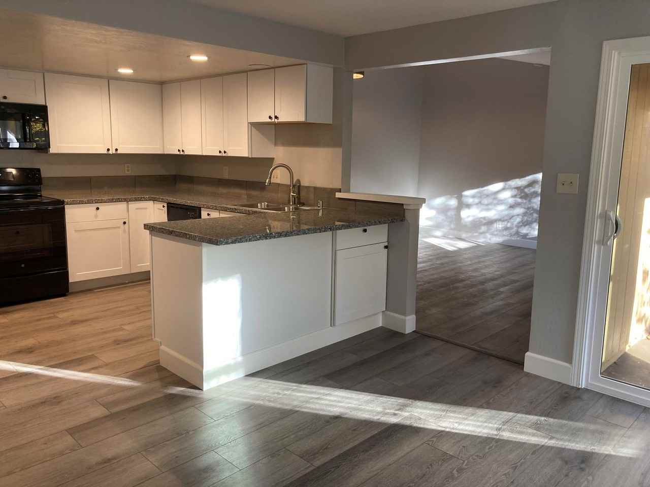 2650 Starks Way - Photo 2 of 11