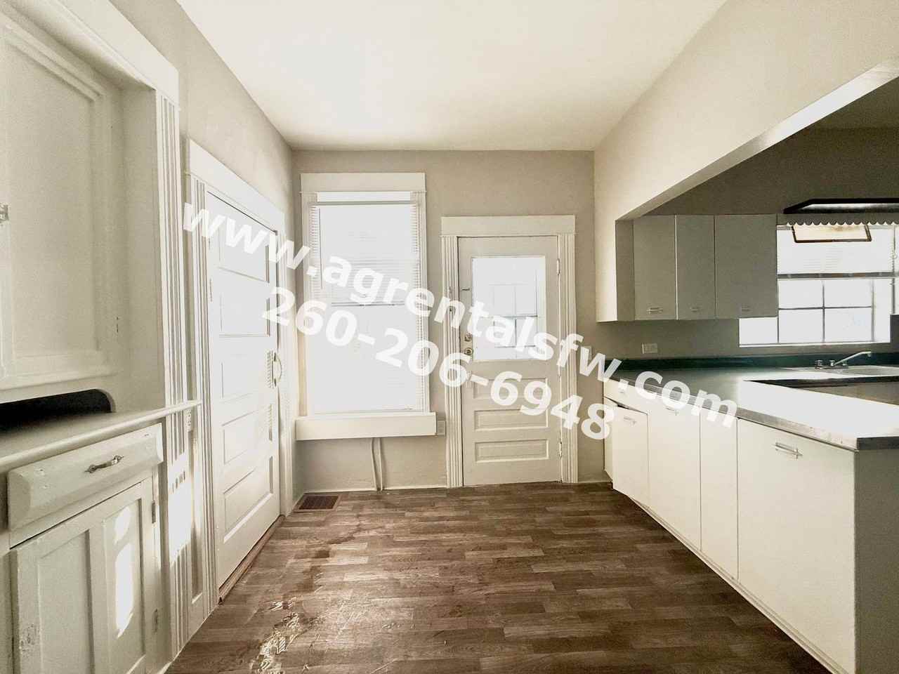 648 Lawton Pl - Photo 7 of 21