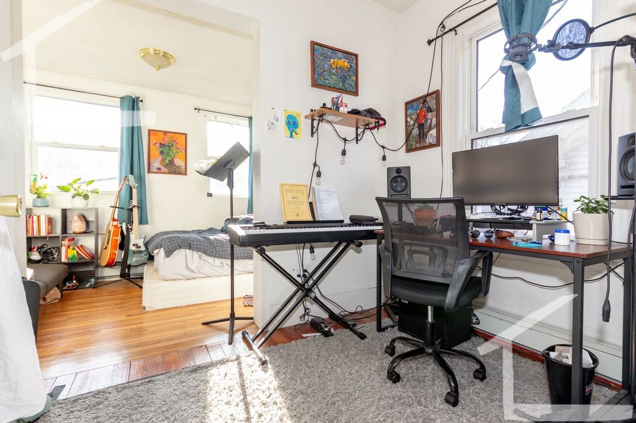 15 Greylock Rd - Photo 2 of 25