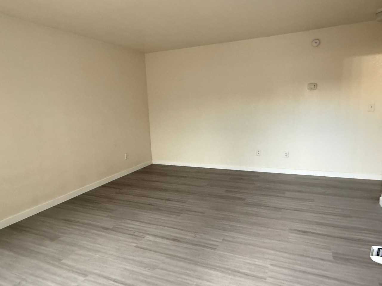 3052 Saint George St #C - Photo 3 of 16