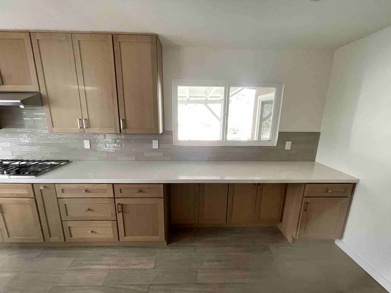 12577 Mendel Dr - Photo 4 of 40