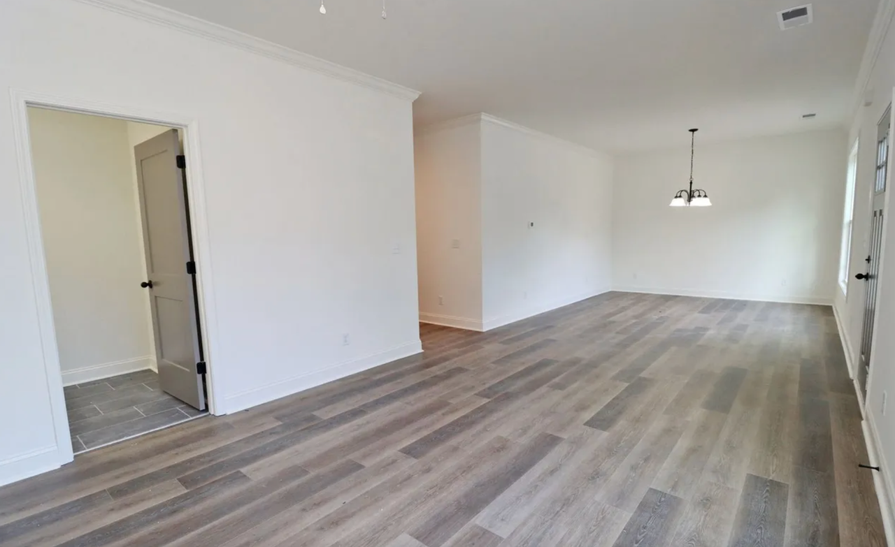 408 S Gregg St #A - Photo 5 of 22