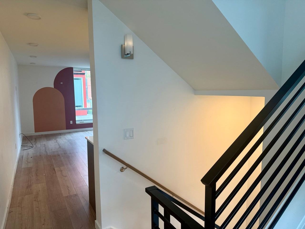 1435 E Howell St - Photo 5 of 14