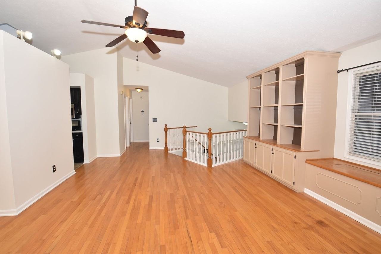 4311 Hunter Run Cir - Photo 5 of 50