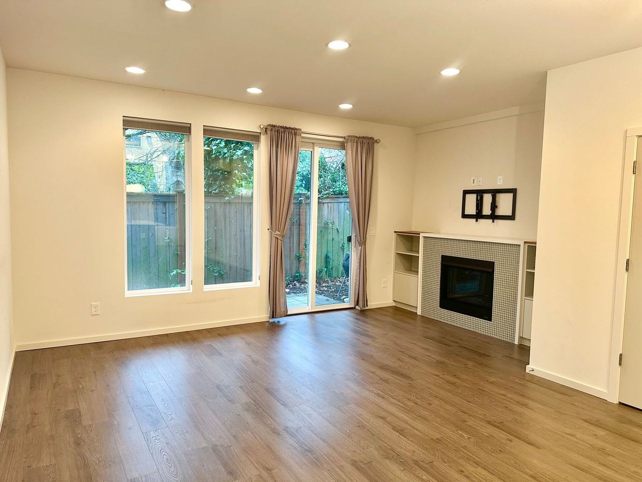 1743A Nw 63rd St - Photo 6 of 36