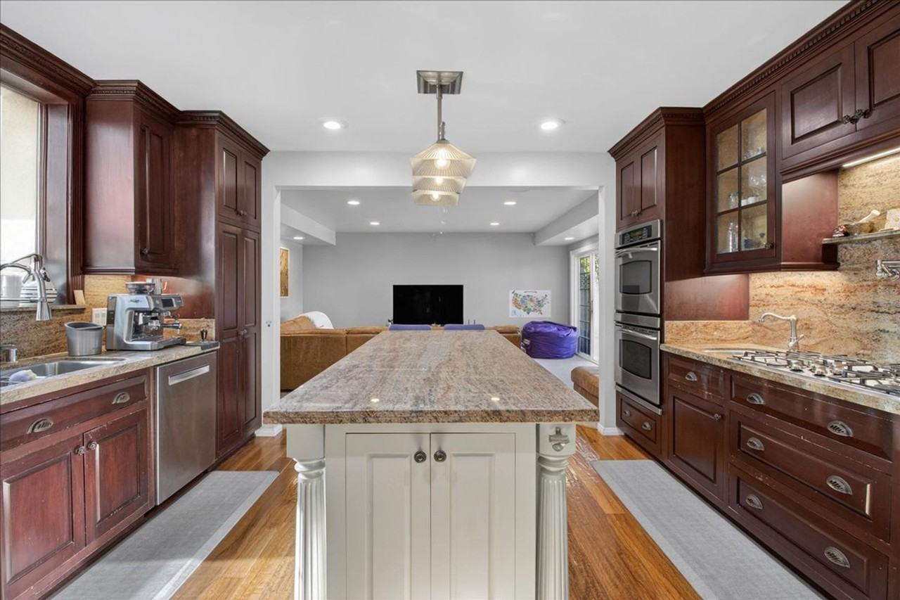 22409 Ladeene Ave - Photo 6 of 31