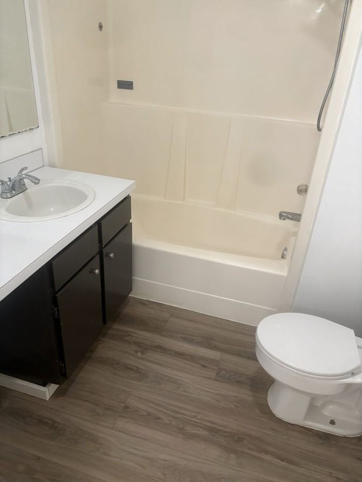 5623 Delia Ln Sw - Photo 7 of 8