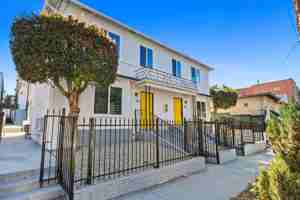 featured image of 318 Columbia Ave