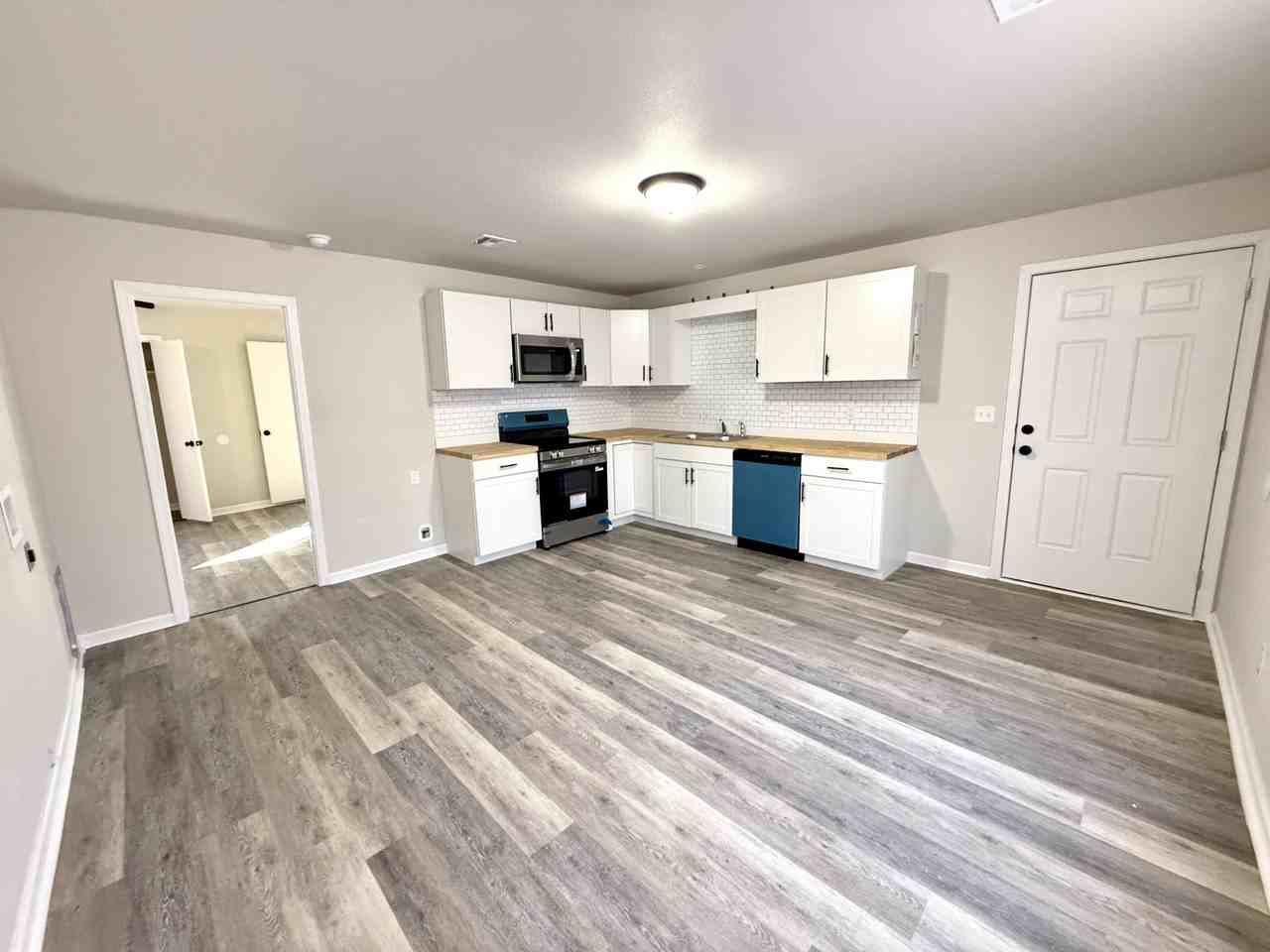 312 M St Ne #1 - Photo 5 of 23