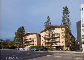 1154 S Barrington Ave - Photo 1 of 1