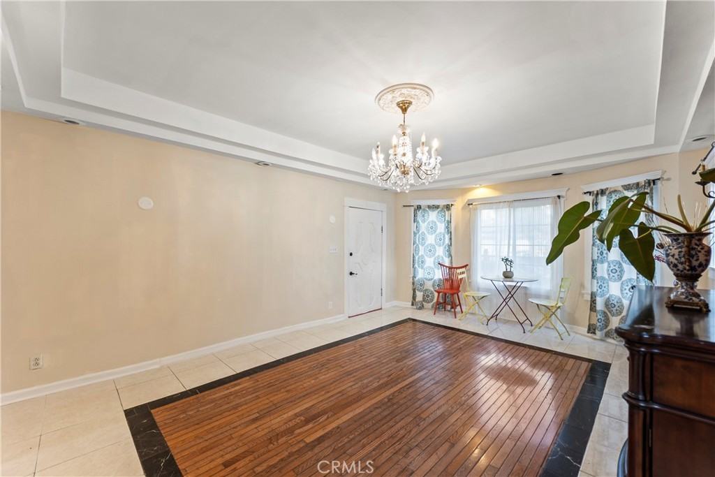 1065 Laguna Ave #1065 - Photo 5 of 12