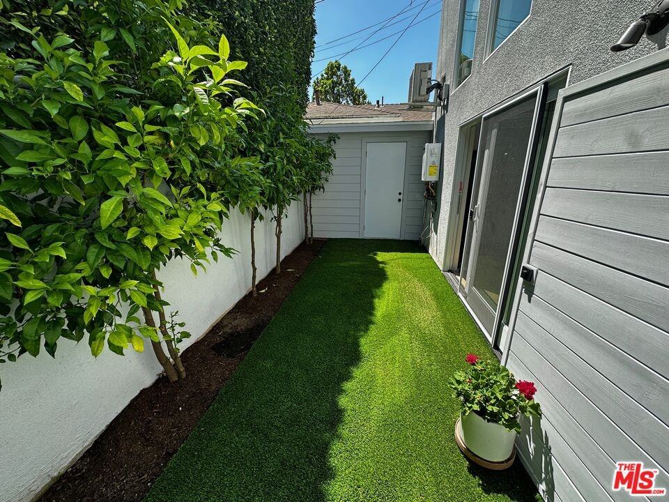 12206 Falkirk Ln #12206 - Photo 3 of 15