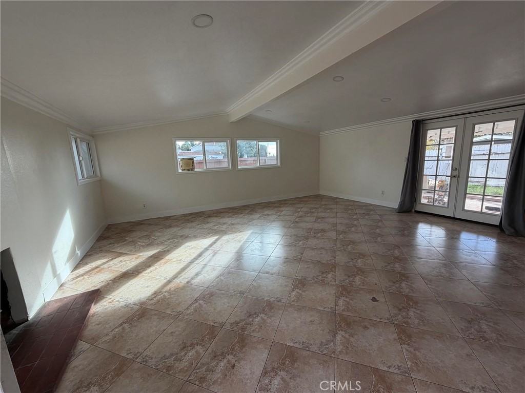 957 S Salem St #957 - Photo 3 of 9