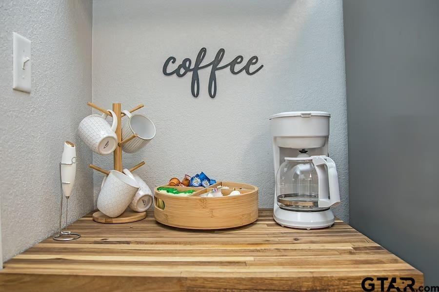 510 E 6th St #510 - Photo 6 of 23