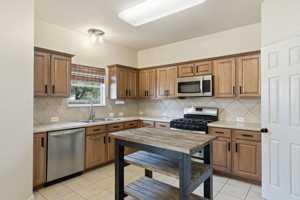 featured image of 606 Fairmont #606