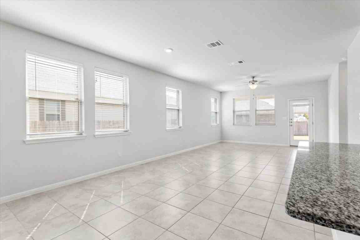 105 Otella St #105 - Photo 6 of 31