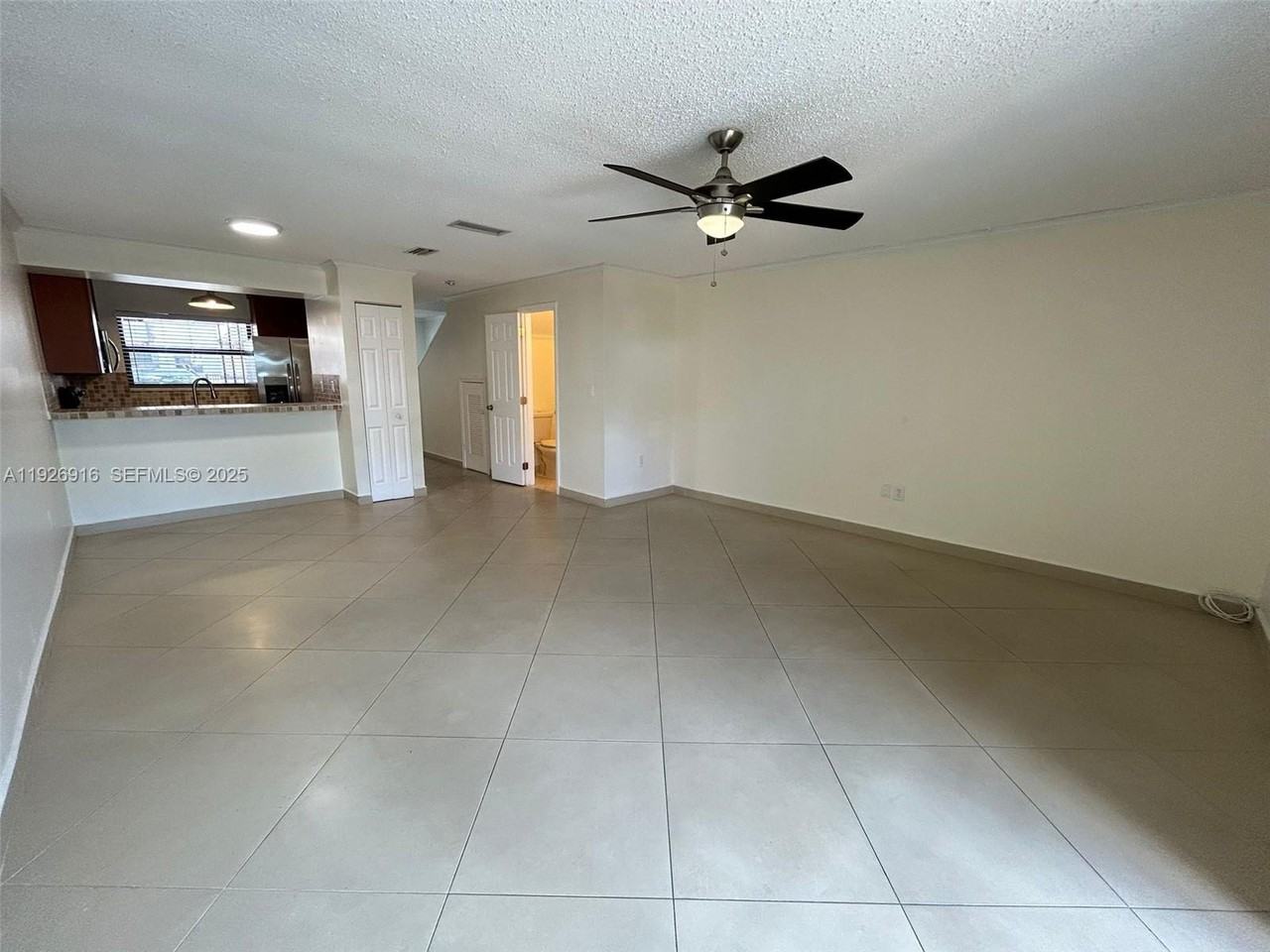 13444 Sw 62nd St #13444104F - Photo 3 of 40