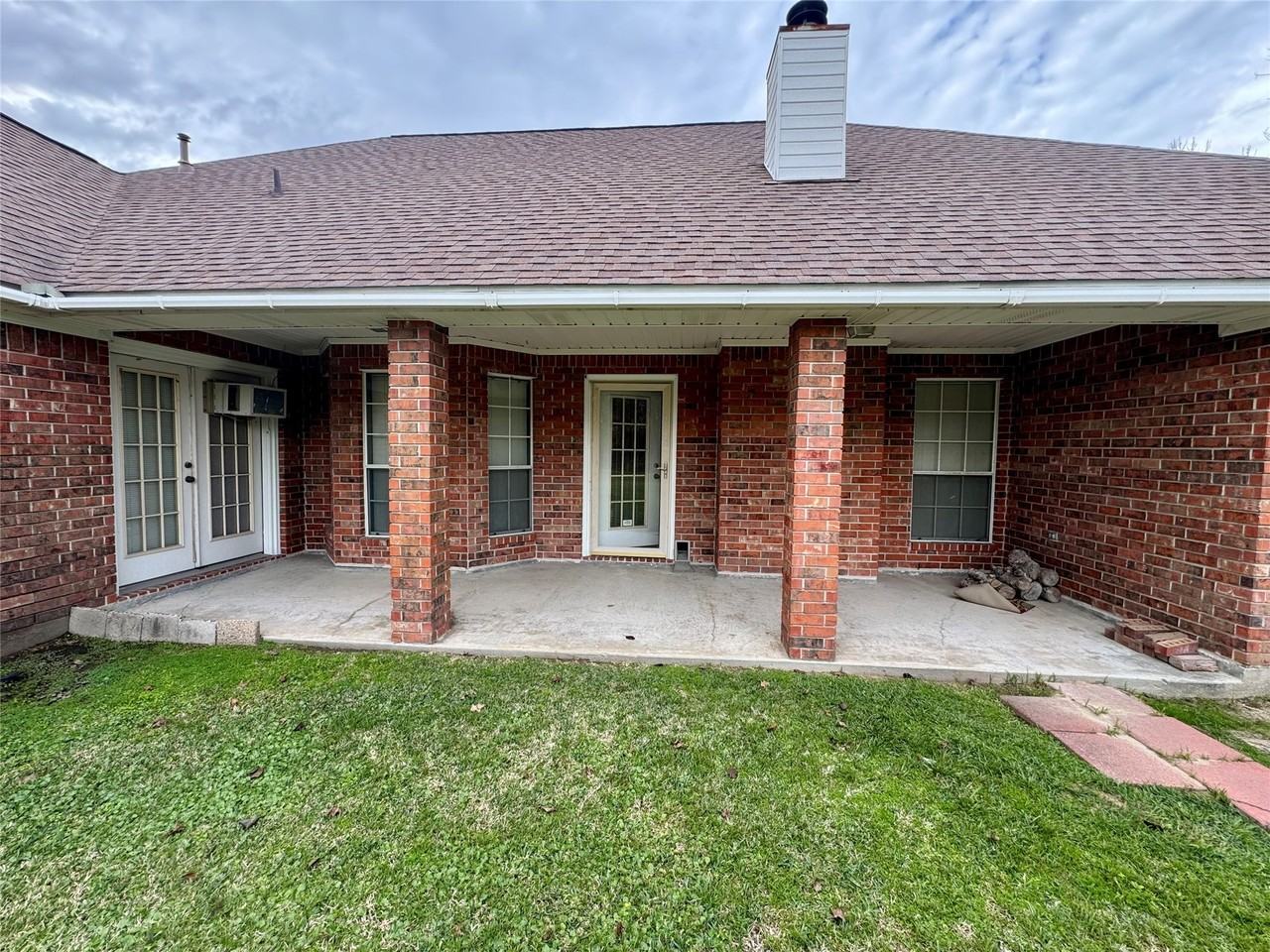 303 Waterwood Dr #303 - Photo 5 of 25