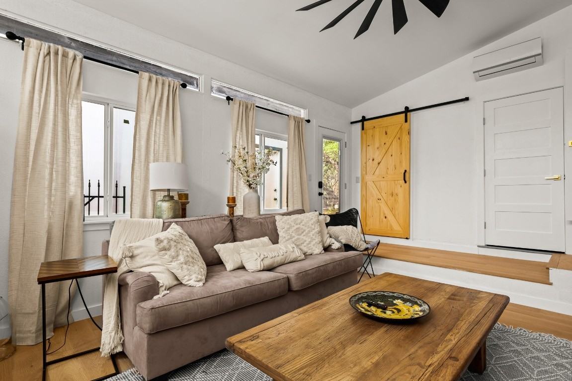 3904 Highland Dr #3904 - Photo 5 of 37