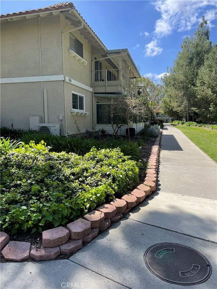 638 Avenida Sevilla #638B - Photo 3 of 31