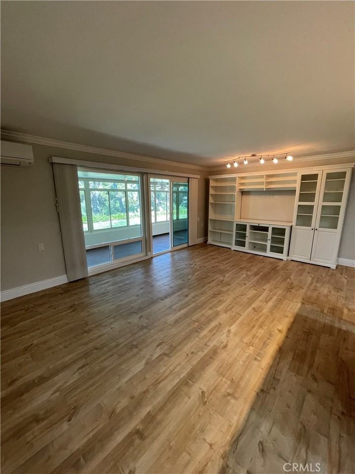 638 Avenida Sevilla #638B - Photo 5 of 31