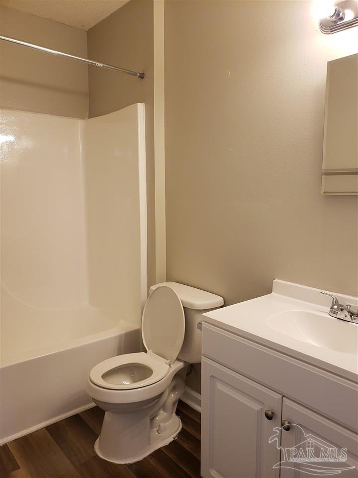 345 S I St #345B - Photo 7 of 8