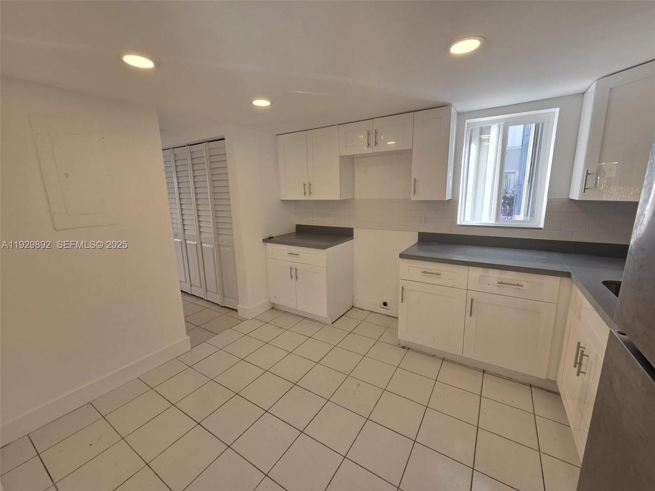 3940 Nw 76th Ter #3940-3940 - Photo 3 of 18