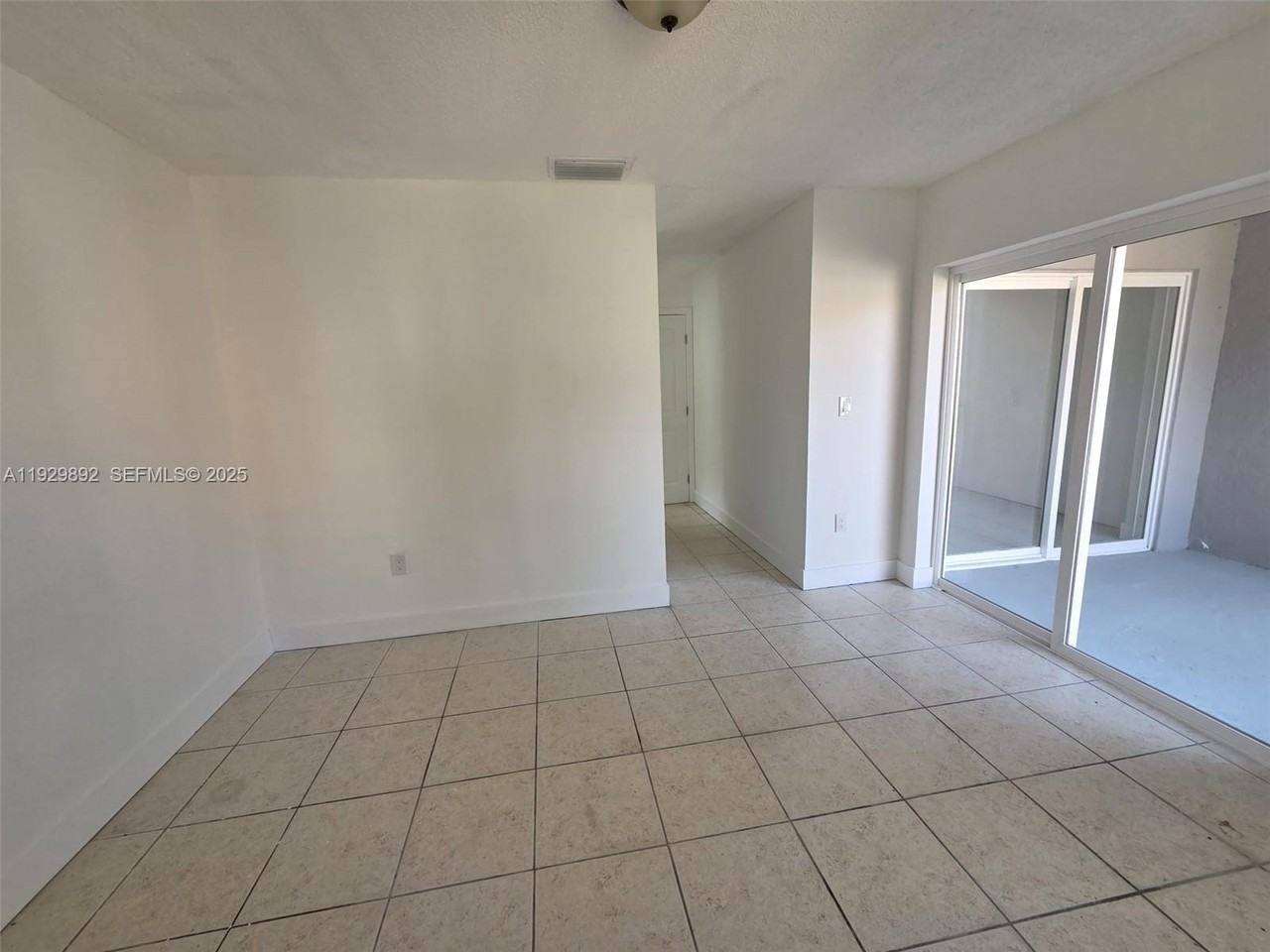 3940 Nw 76th Ter #3940-3940 - Photo 7 of 18