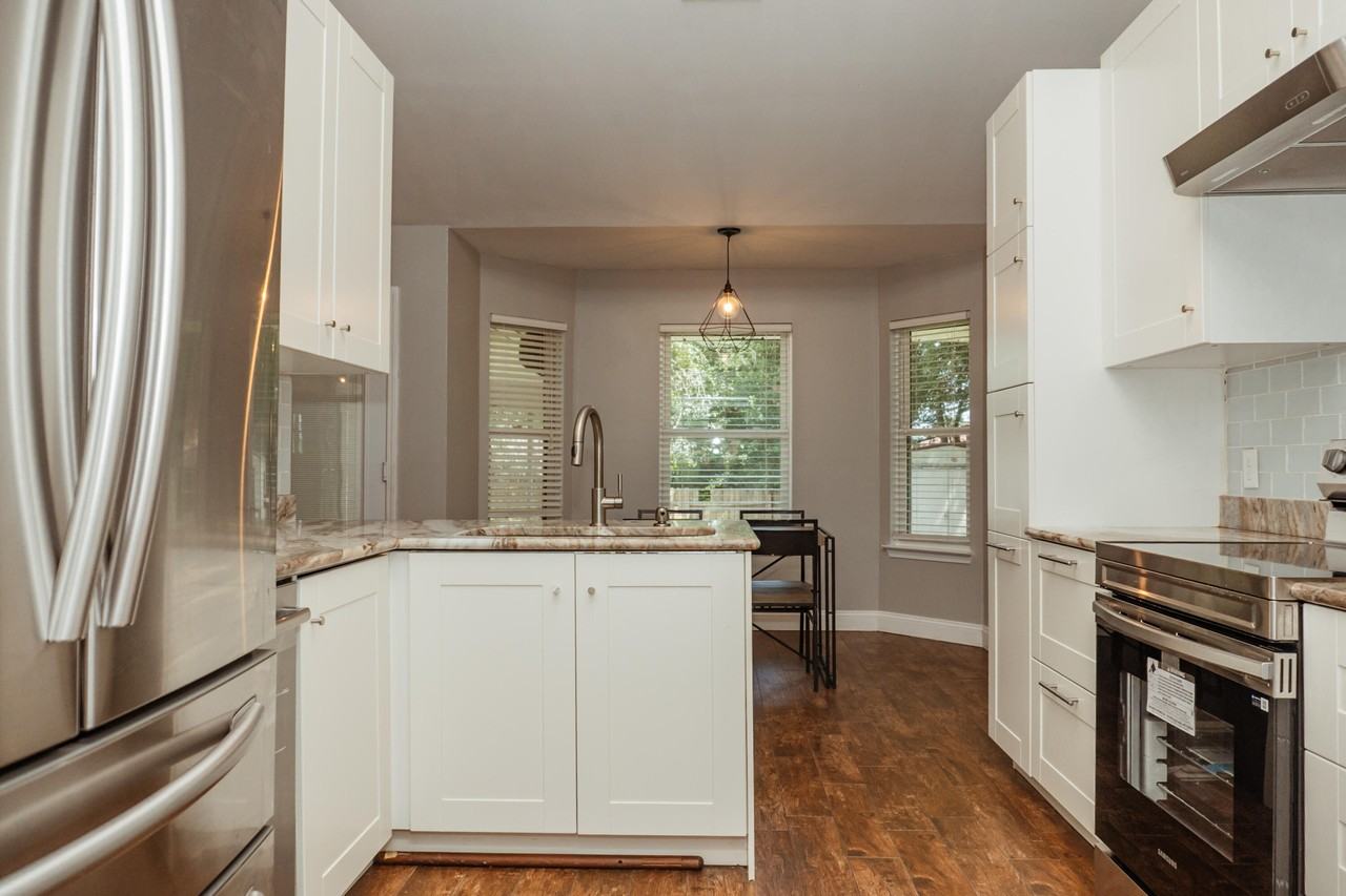 2813 Atoka Trl #2813 - Photo 3 of 47