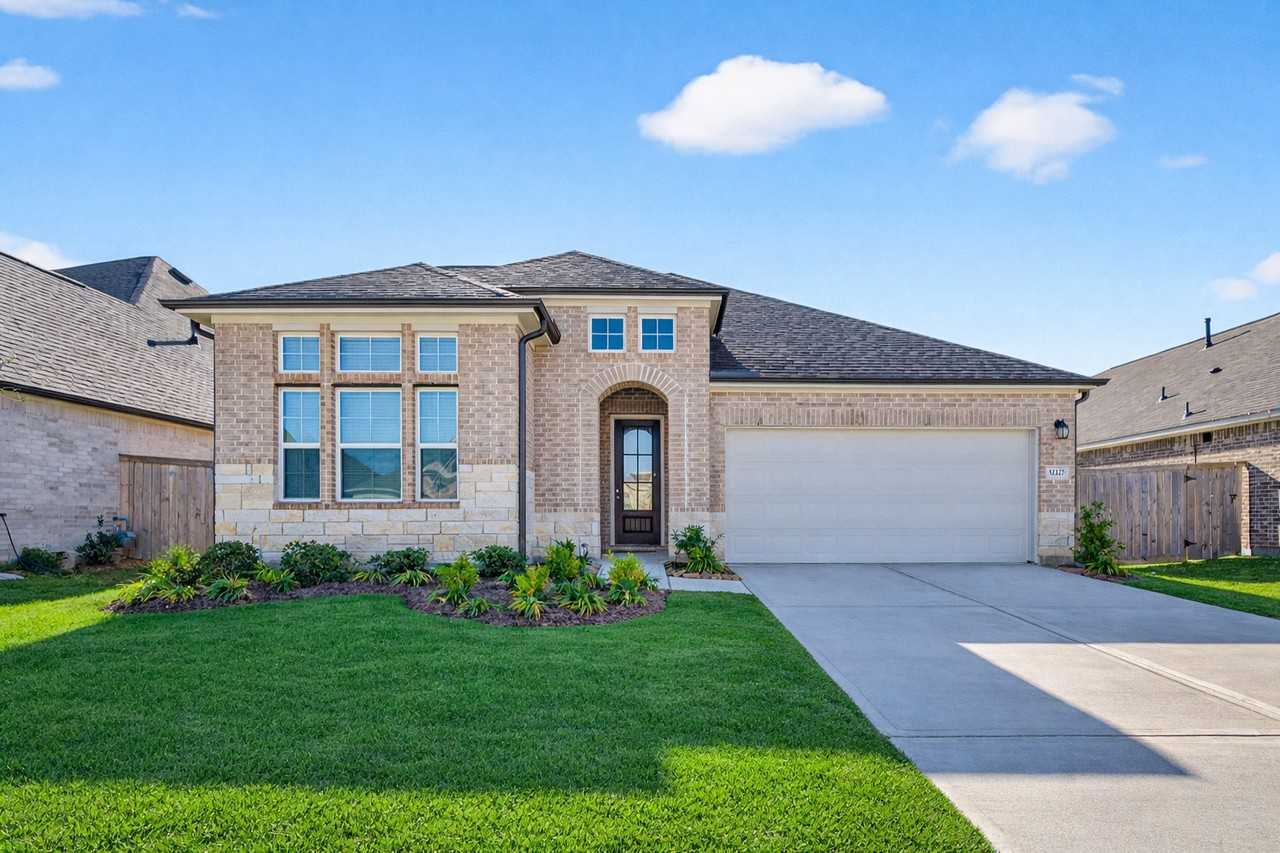 32227 Cedar Crest Dr #32227 - Photo 2 of 24