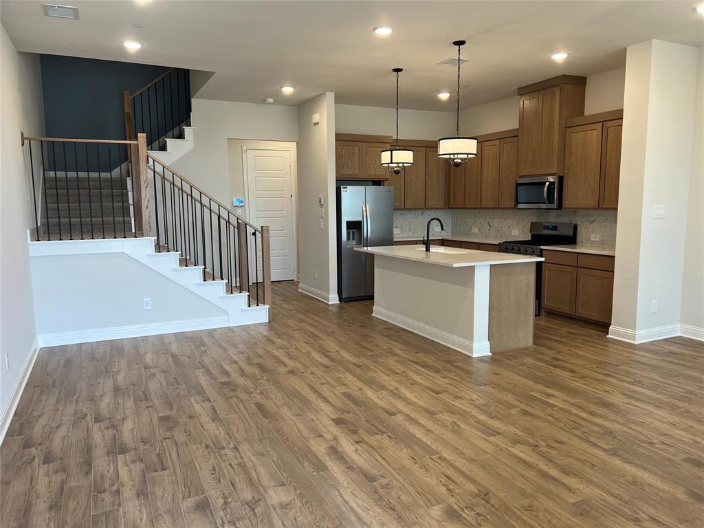 2522 Brunswick Way #2522 - Photo 3 of 19