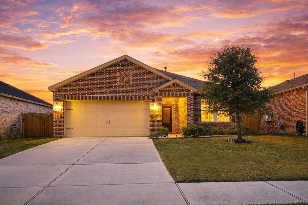 7712 Boulder Sunstone Ln #7712 - Photo 2 of 43