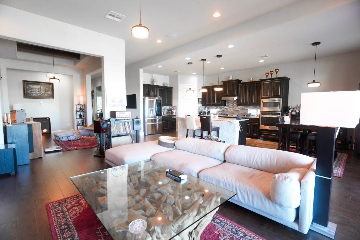 2943 San Milan Pass #2943 - Photo 4 of 21