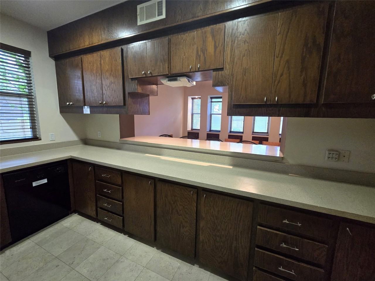 3231 Hemingway Dr #3231 - Photo 7 of 39