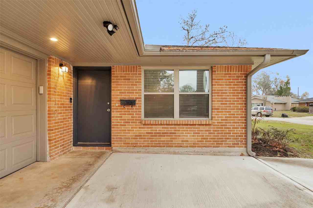 2316 Poinciana Dr #2316 - Photo 3 of 17