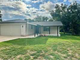 featured image of 135 Stephanie Dr #135