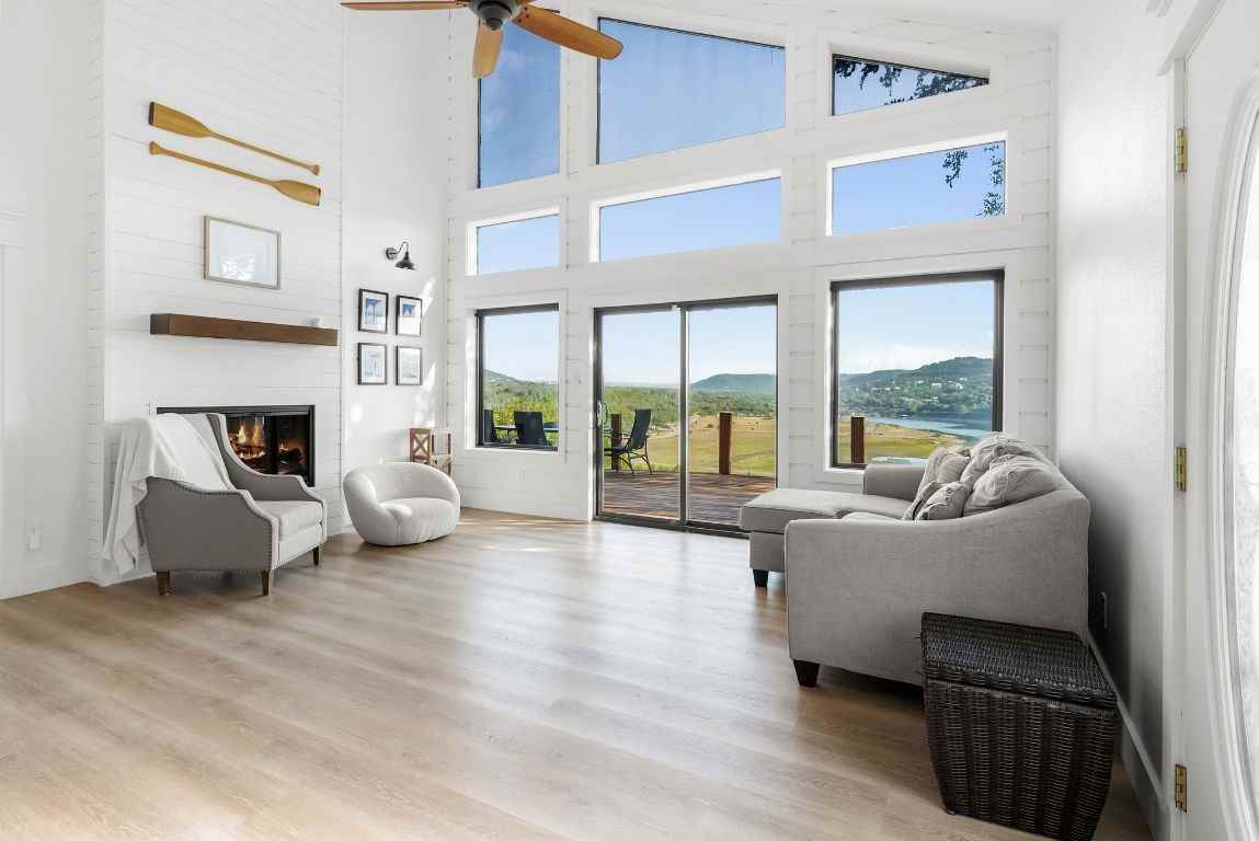 18300 W Rim Dr #18300 - Photo 4 of 35