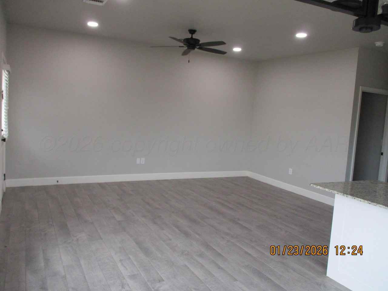 8707 Clinton Glenn Rd #8707-6 - Photo 4 of 12