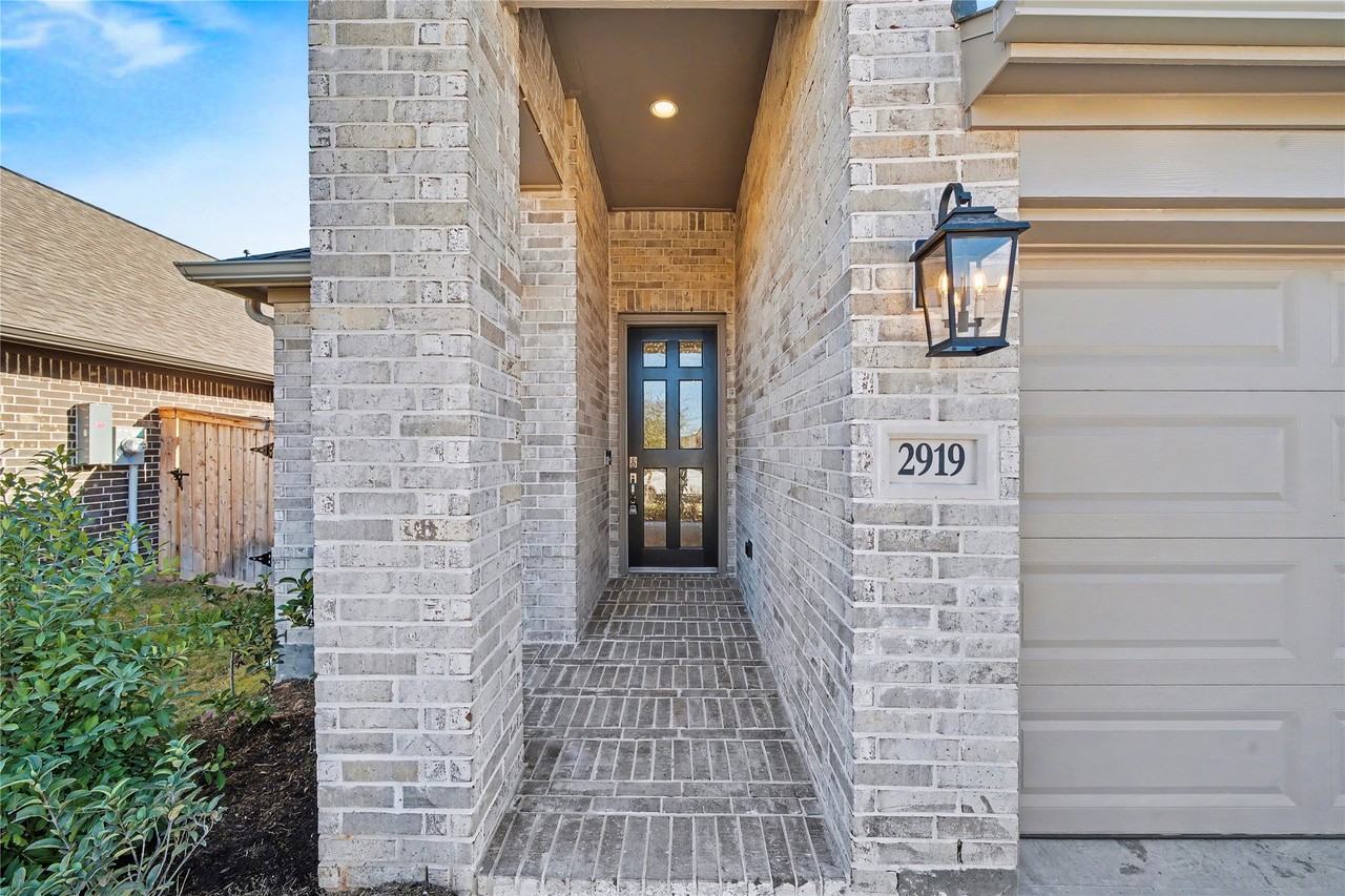 2919 Orange Leaf Dr #2919 - Photo 6 of 40