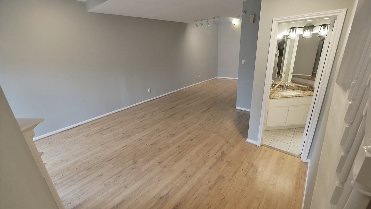 800 Country Place Dr #800-506 - Photo 4 of 25