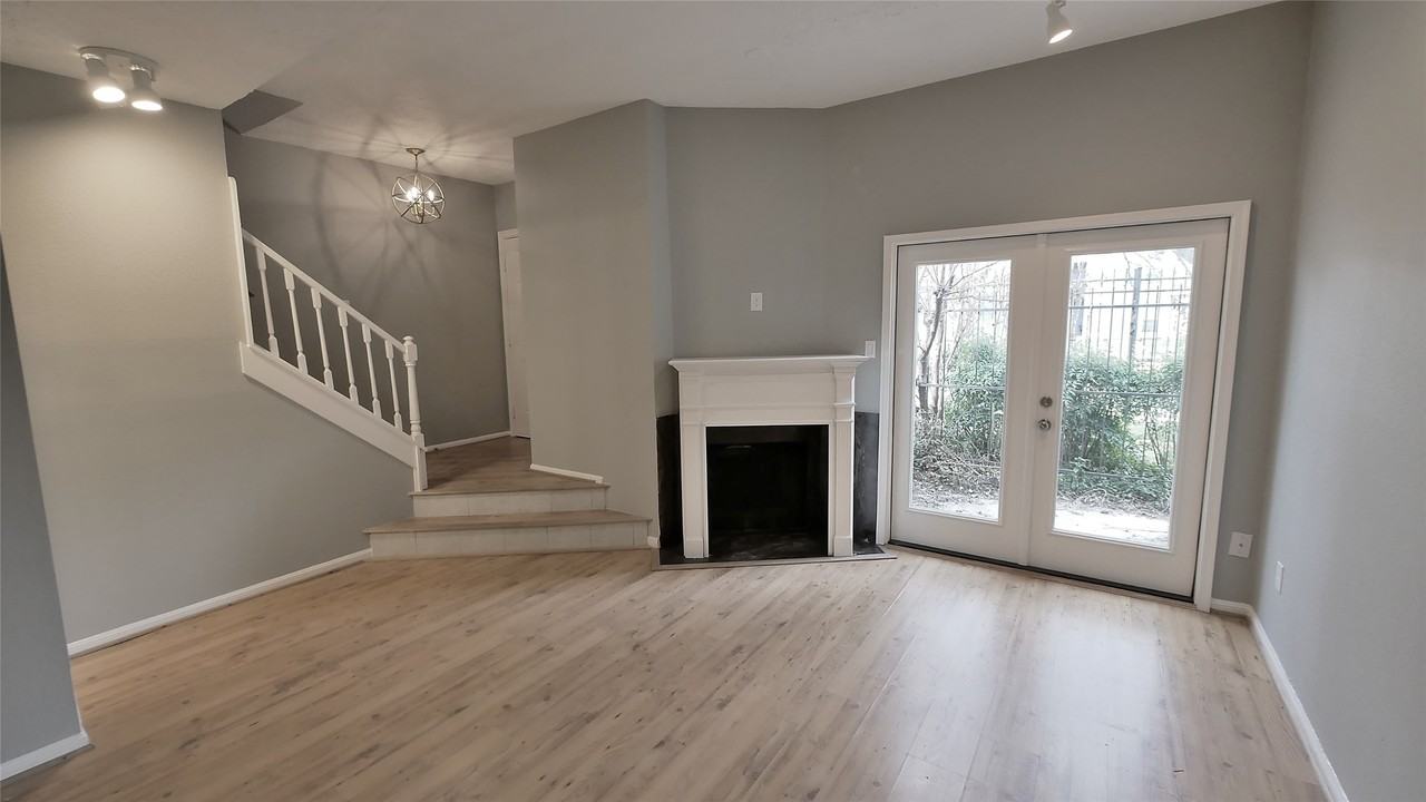 800 Country Place Dr #800-506 - Photo 5 of 25