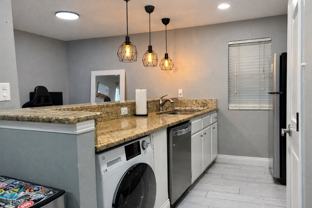 2450 Ashdale Dr - Photo 1 of 1