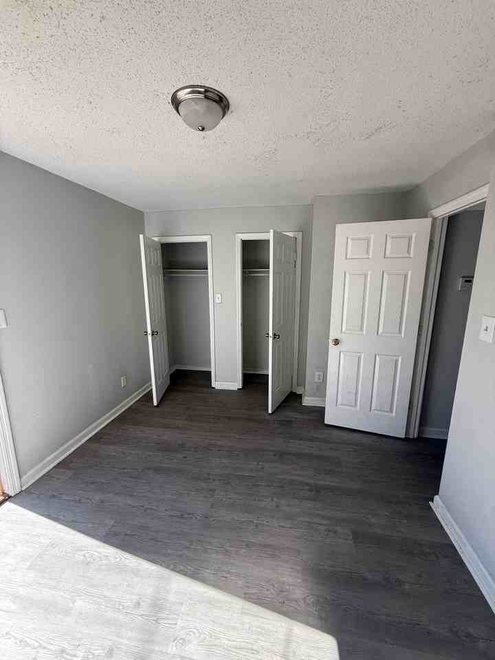 413 Anderson Ave #D1 - Photo 2 of 8