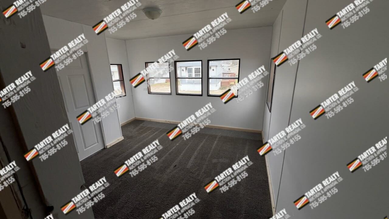 TX RIVERSIDE MH 11613 W. State Road 28 - Photo 2 of 8