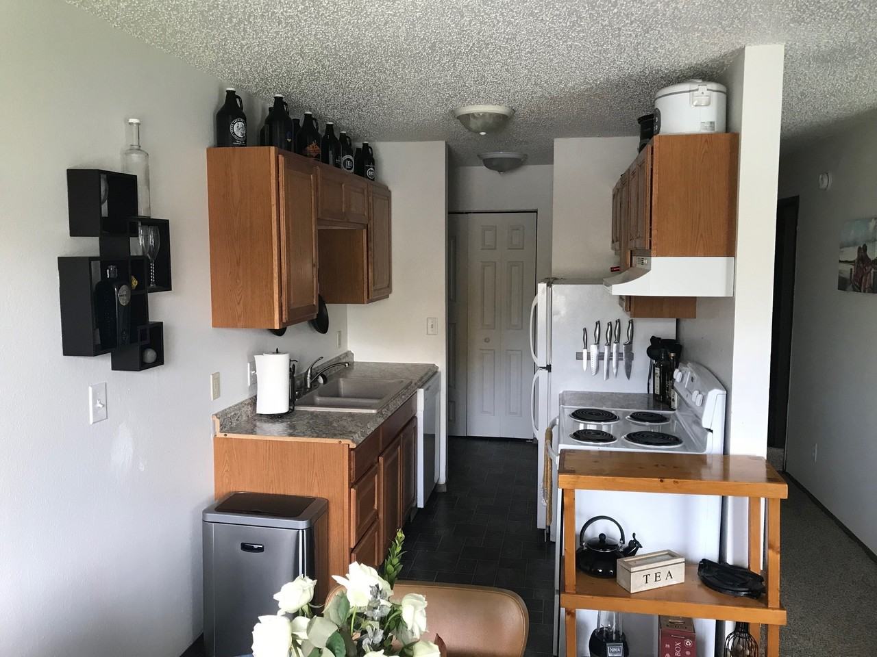 2608 Pacific Drive - Photo 3 of 6