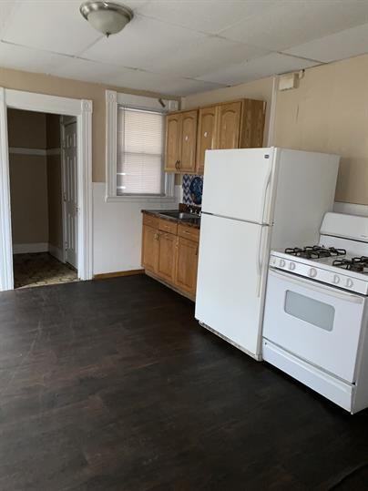 497 Grand Street - Photo 3 of 5