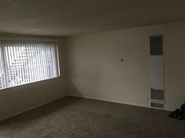 featured image of 807 Bennett Ave