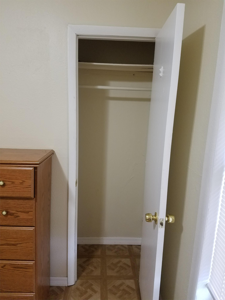 549 San Bernardino St - Photo 3 of 23